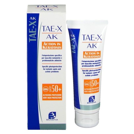 TAE-X AK
action in keratosis
fotoprotezione specifica per macchie melaniche e problematiche attiniche