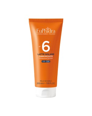 EuPhidra
Latte Solare
SPF 6 (protezione bassa) UVB + UVA
abbronzante
pelle sensibile
tubo da 200 ml